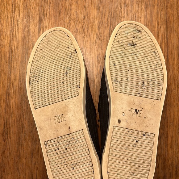 Frye leather embossed slip on sneaker - Picture 6 of 8